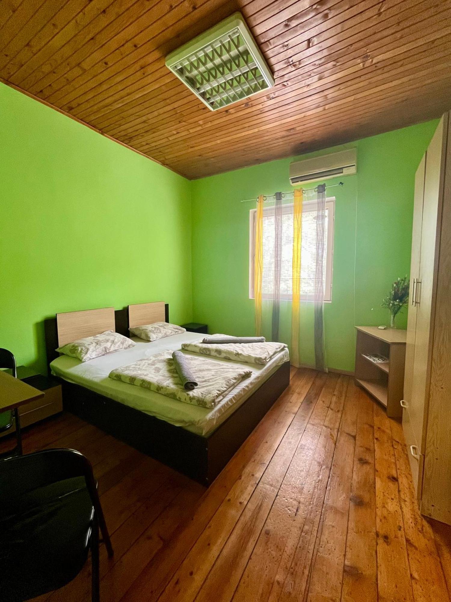 Elegance On A Budget - Rooms For Rent In Sofia Center Exterior photo